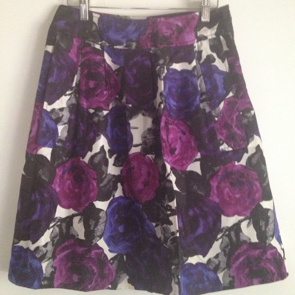 Michael Kors Silk Pleated Floral Skirt w pockets - Picture 2 of 6